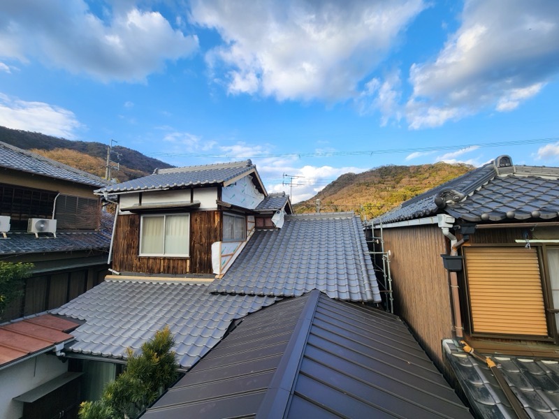 塾をされているご自宅の、雰囲気を活かした屋根リフォーム